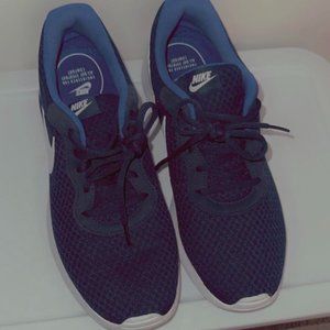 Navy Blue Nike shoes